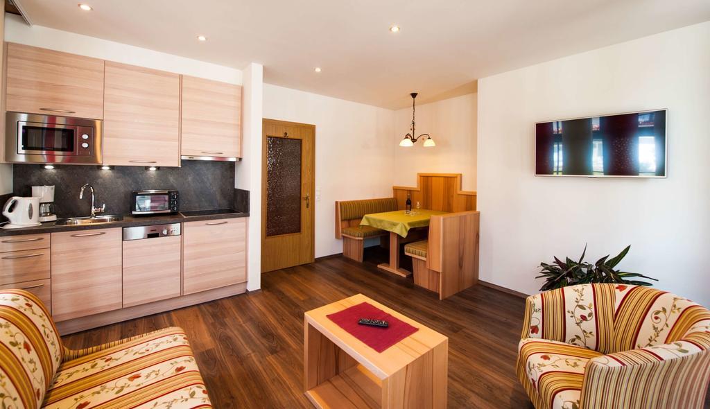 Rustika - Appartements & Spa エールヴァルト エクステリア 写真